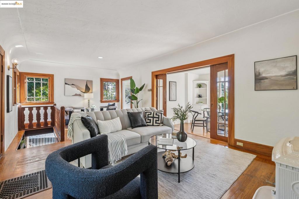 LINCOLN HEIGHTS - Residential