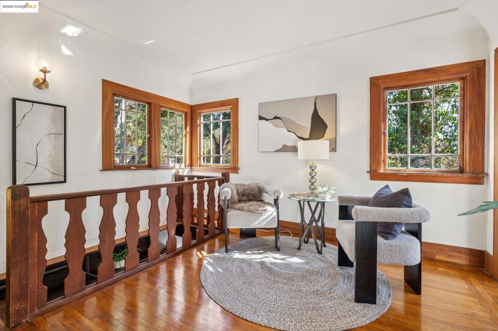 LINCOLN HEIGHTS - Residential