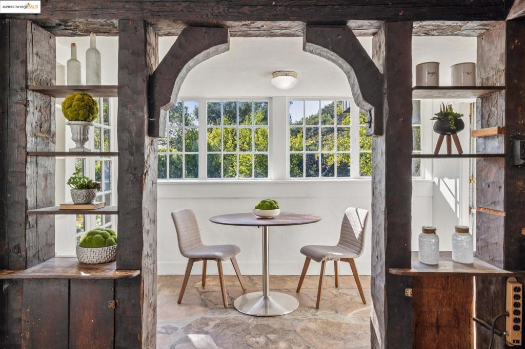 LINCOLN HEIGHTS - Residential