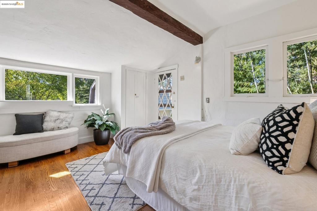 LINCOLN HEIGHTS - Residential