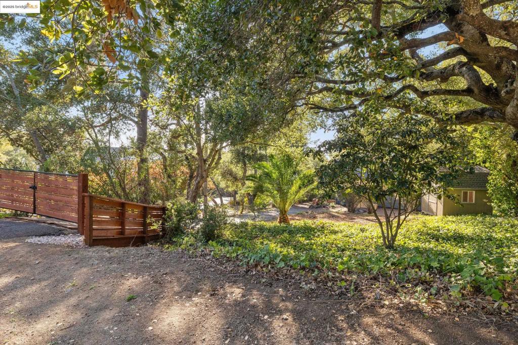 LINCOLN HEIGHTS - Residential