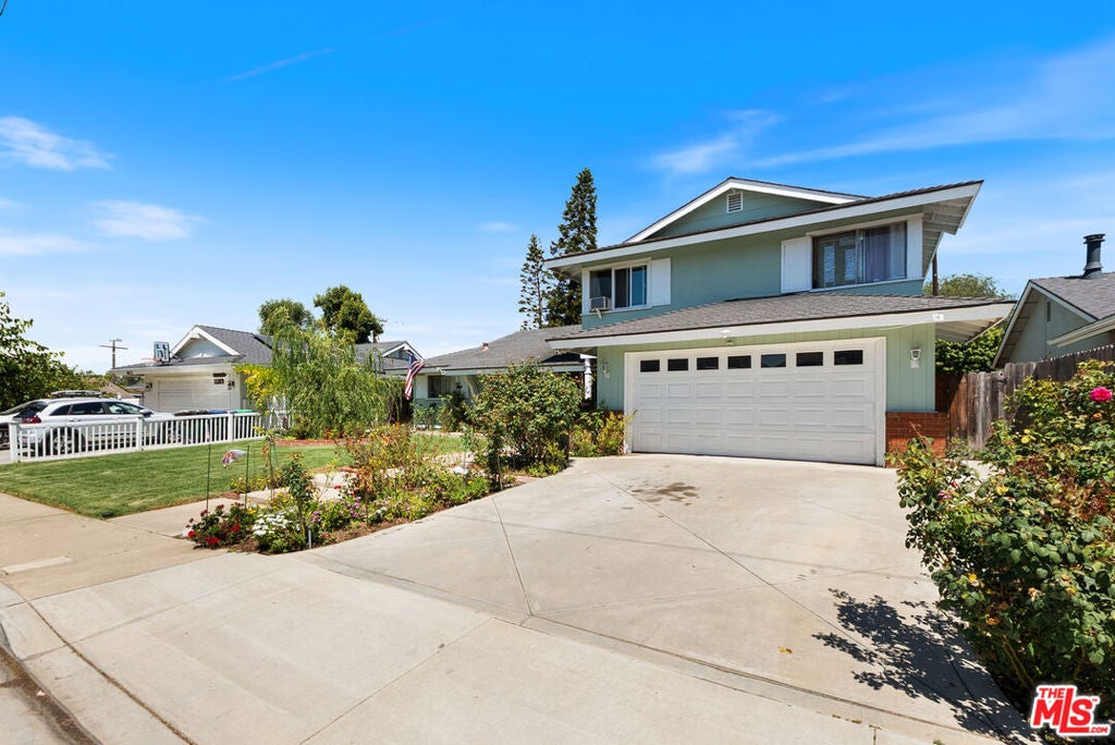 1075 Corona Lane, Costa Mesa CA 92626