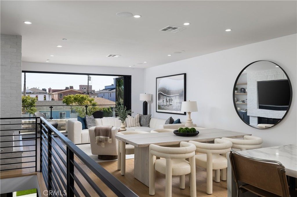 Photo of 1313 Ocean Avenue, Seal Beach, CA 90740 (MLS # OC25240019)