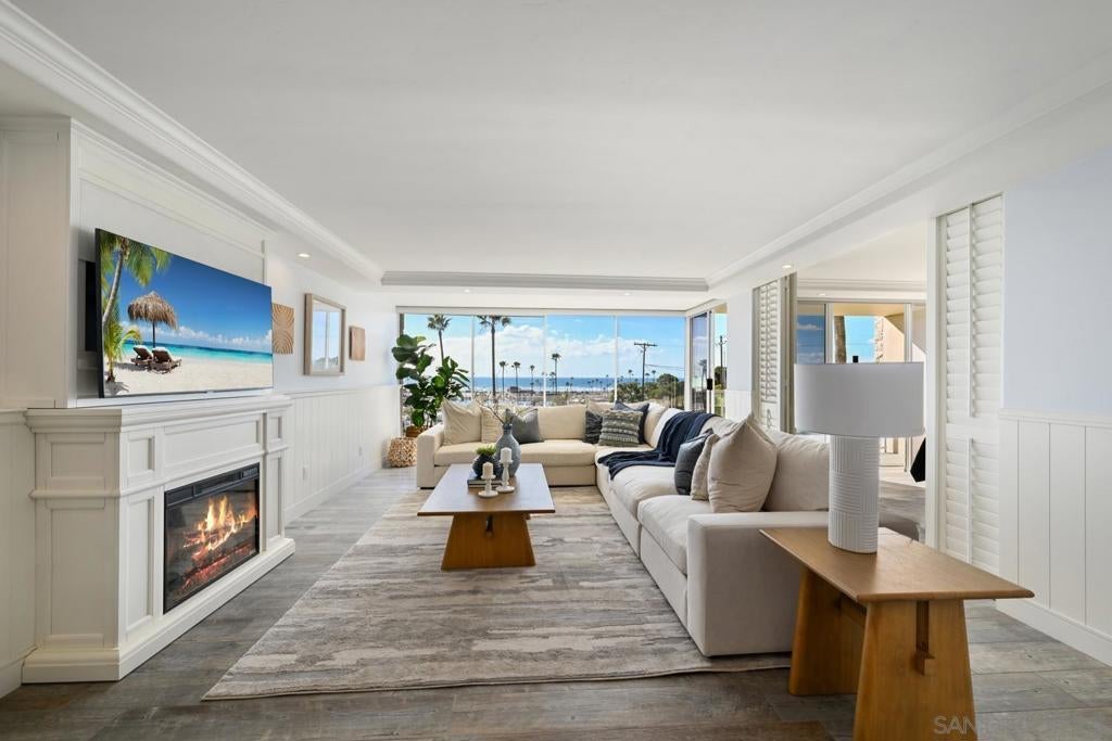 1200 Harbor Drive 3C