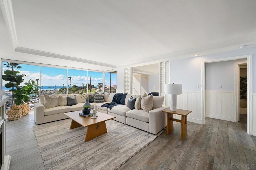 1200 Harbor Drive 3C