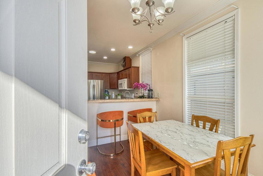 2135 Little Orchard 78