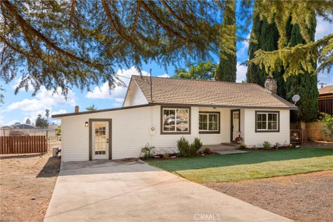 Photo of 10269 Live Oak Avenue, Cherry Valley, CA 92223 (MLS # IG26128527)
