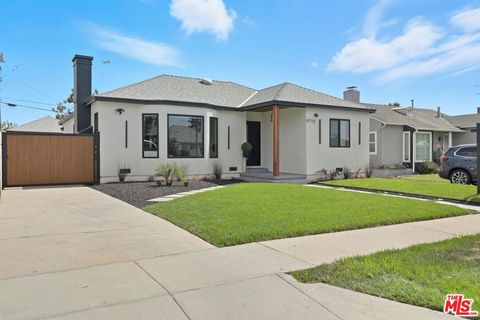 9710 S 8th Avenue Inglewood CA 90305