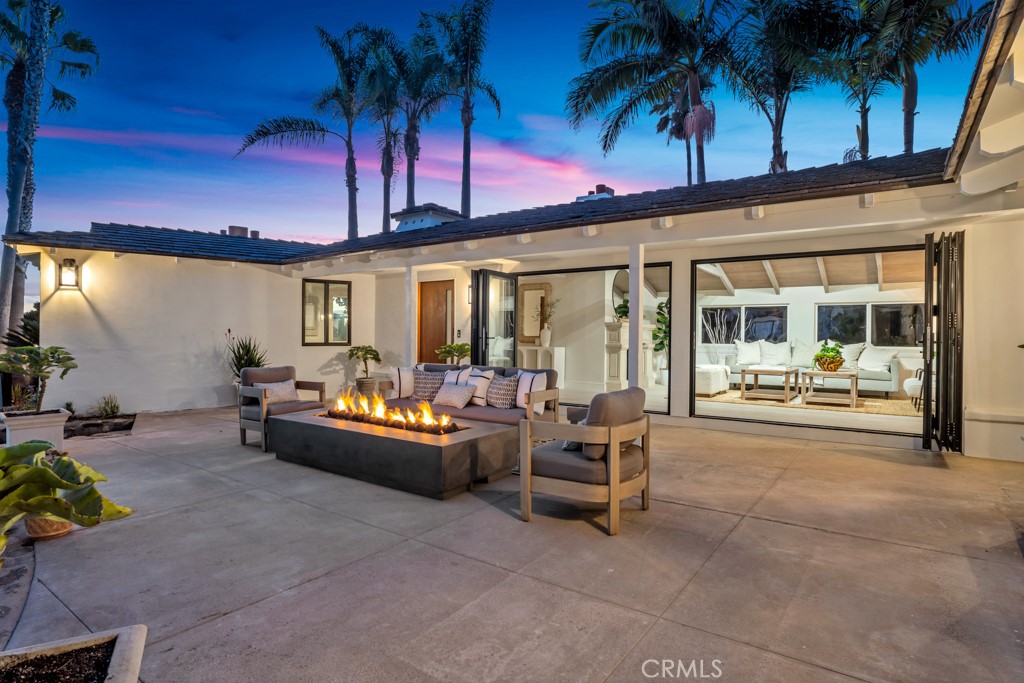 10 Camel Point