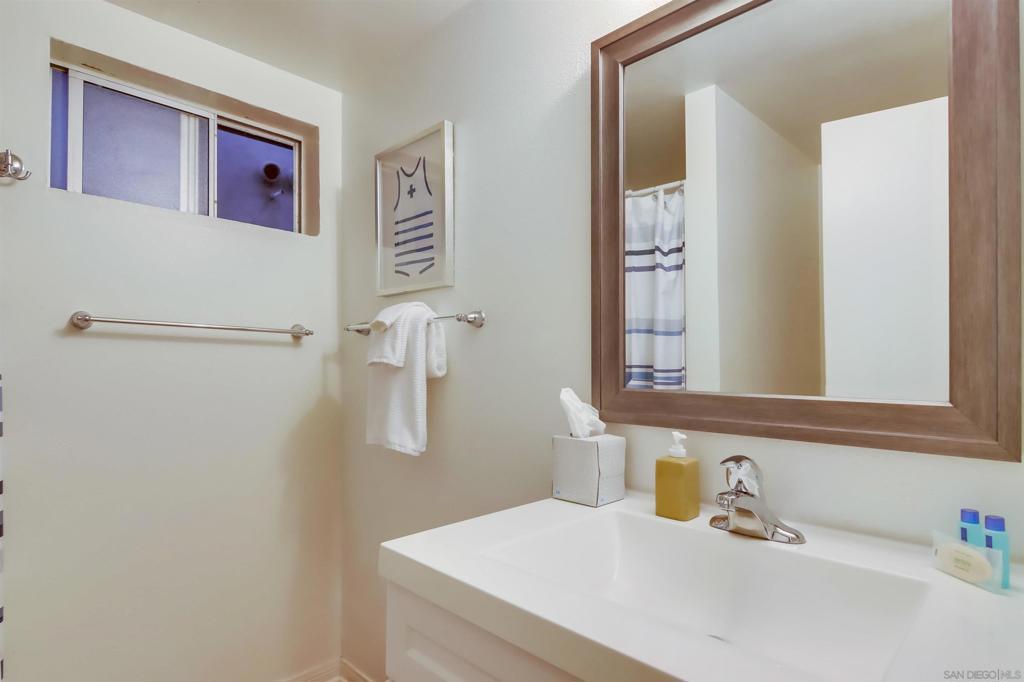 Mission Beach - Residential Income