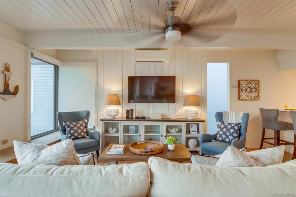 Mission Beach - Residential Income