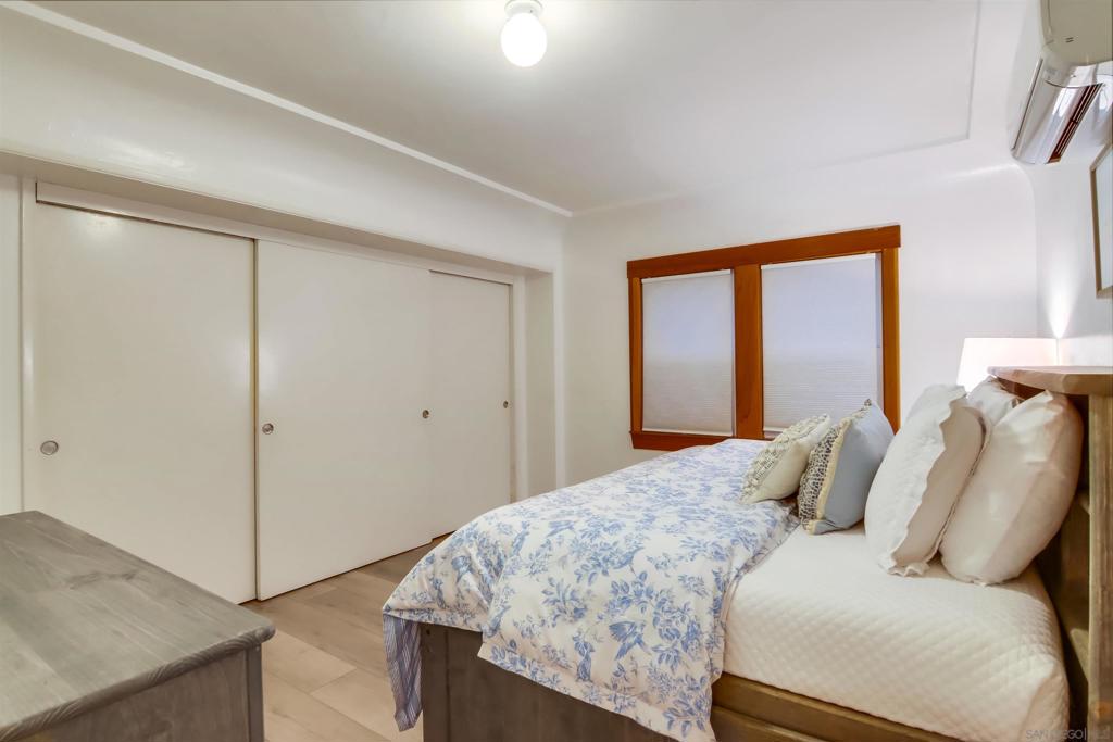 Mission Beach - Residential Income