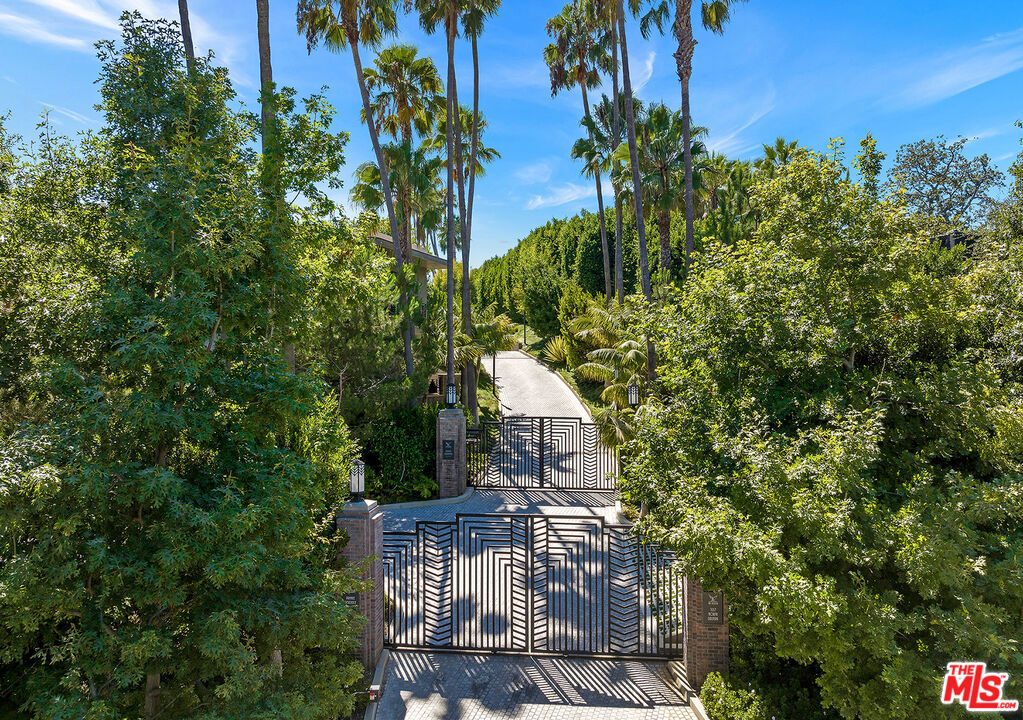 107 Delfern Drive