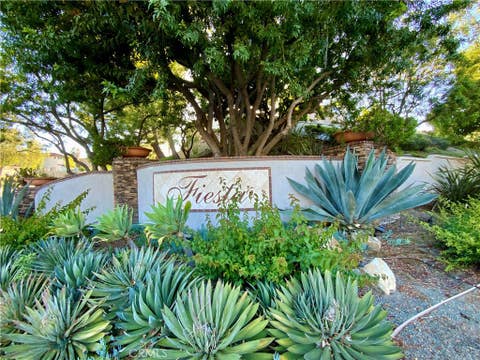 Photo of 54 Paseo Viento, Rancho Santa Margarita, CA 92688 (MLS # OC26148993)