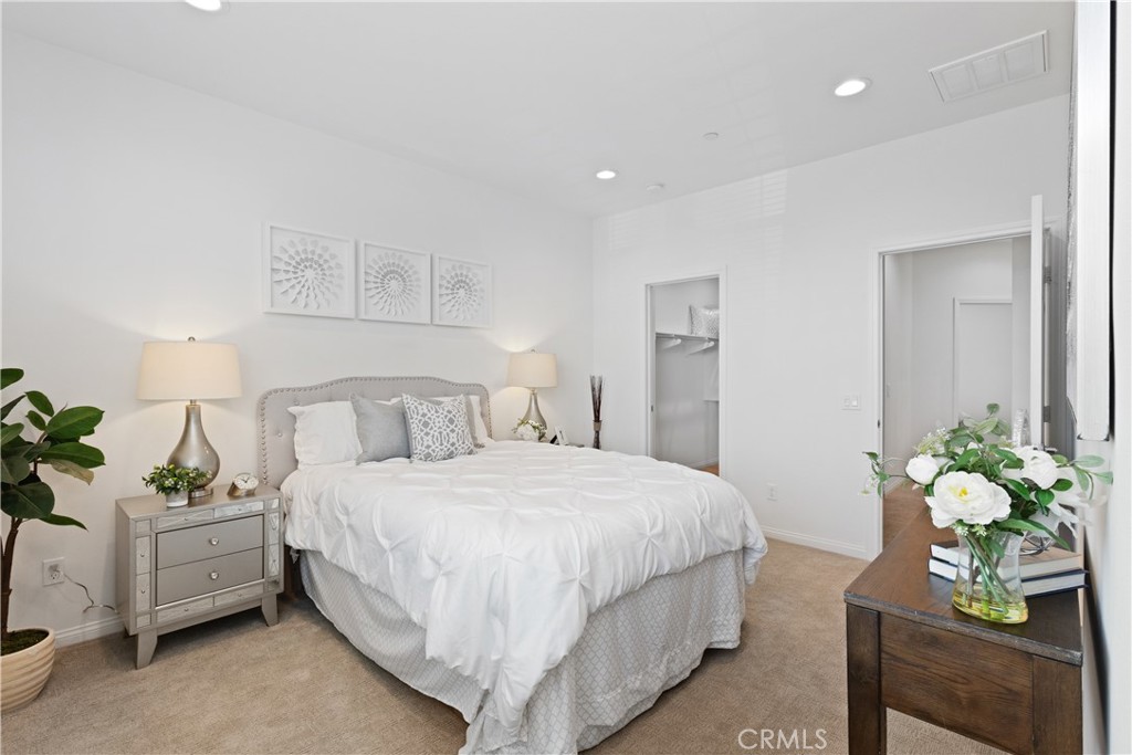 Magnolia Square - Residential