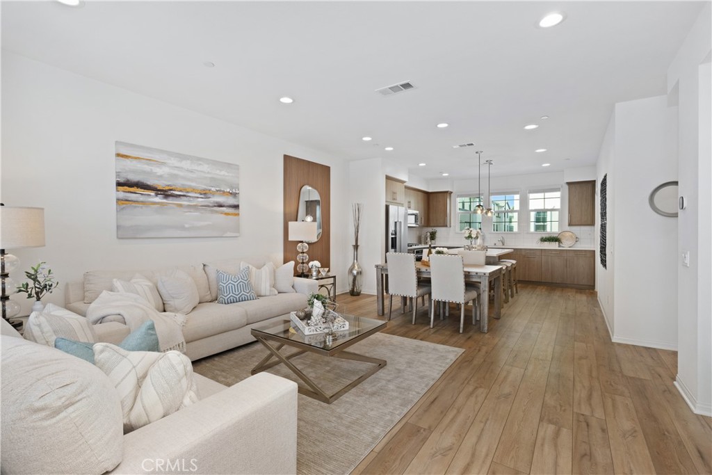 Magnolia Square - Residential