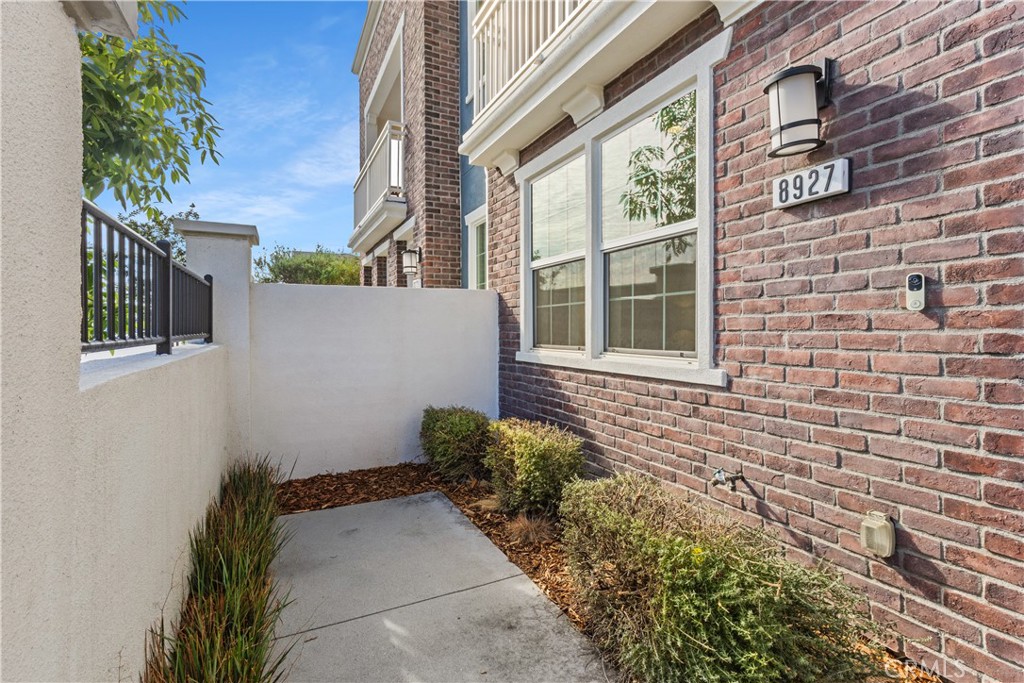 Magnolia Square - Residential