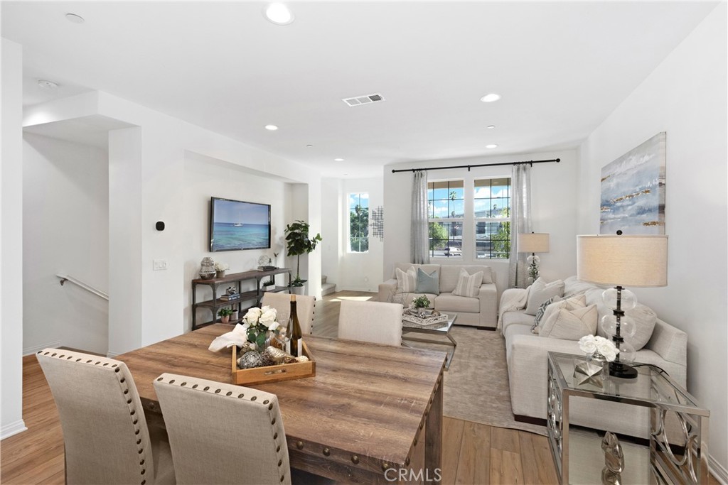 Magnolia Square - Residential