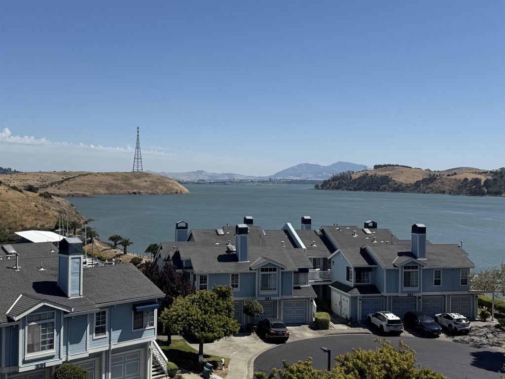 QUIET HARBOR - Residential