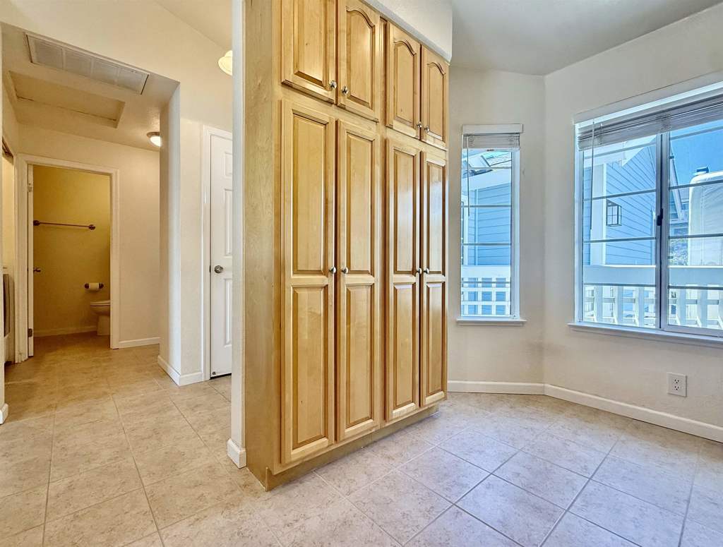 QUIET HARBOR - Residential