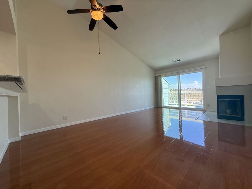 QUIET HARBOR - Residential