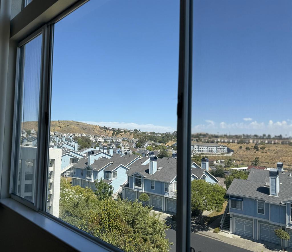 QUIET HARBOR - Residential