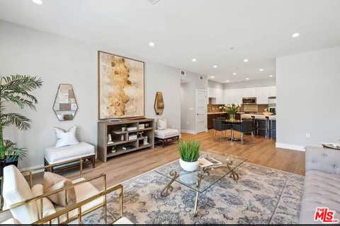 Photo of 1906 Overland Avenue #202, Los Angeles, CA 90025 (MLS # 26873619)