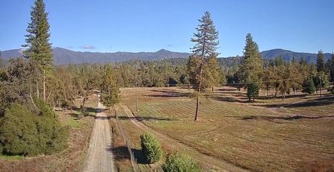Photo of 2795 State Highway 49, Mariposa, CA 95338 (MLS # ML82026840)