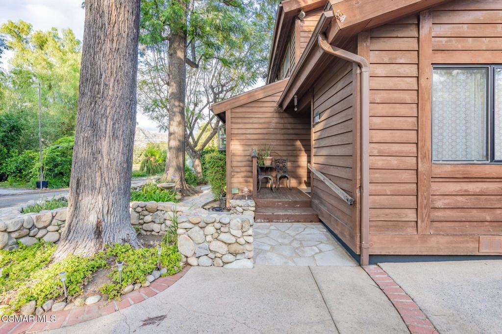 6078 Peppertree Lane