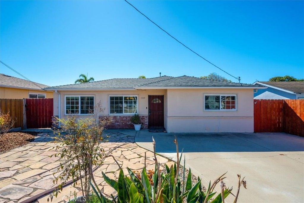 Photo of 1508 Nice Avenue Ave, Grover Beach, CA 93433 (MLS # PI25210961)