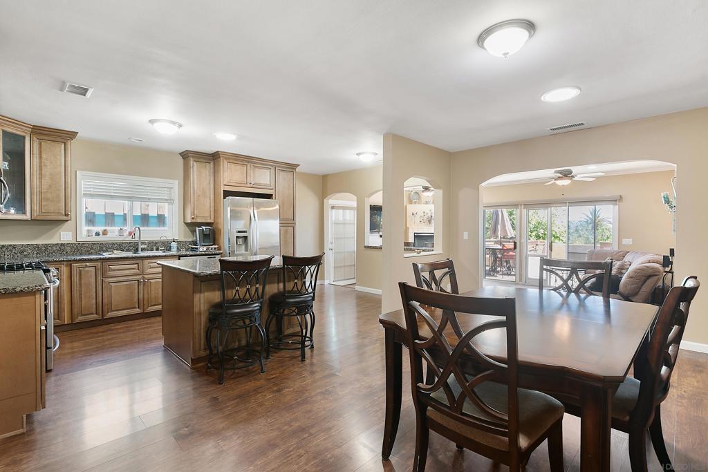 214 Geneive Cir