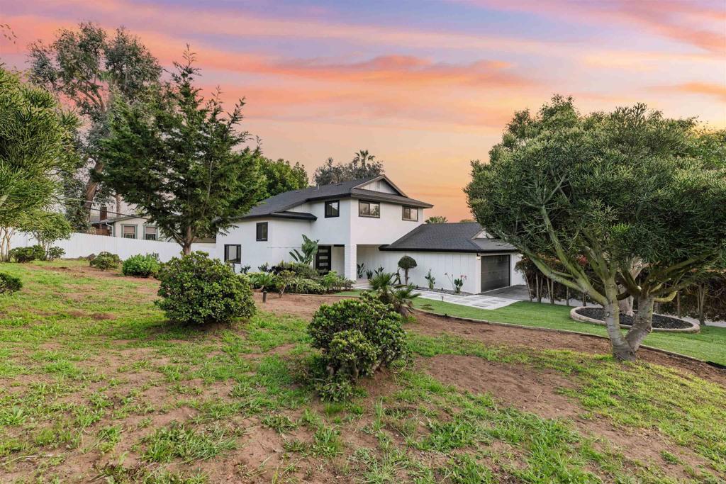 475 Parkwood Lane