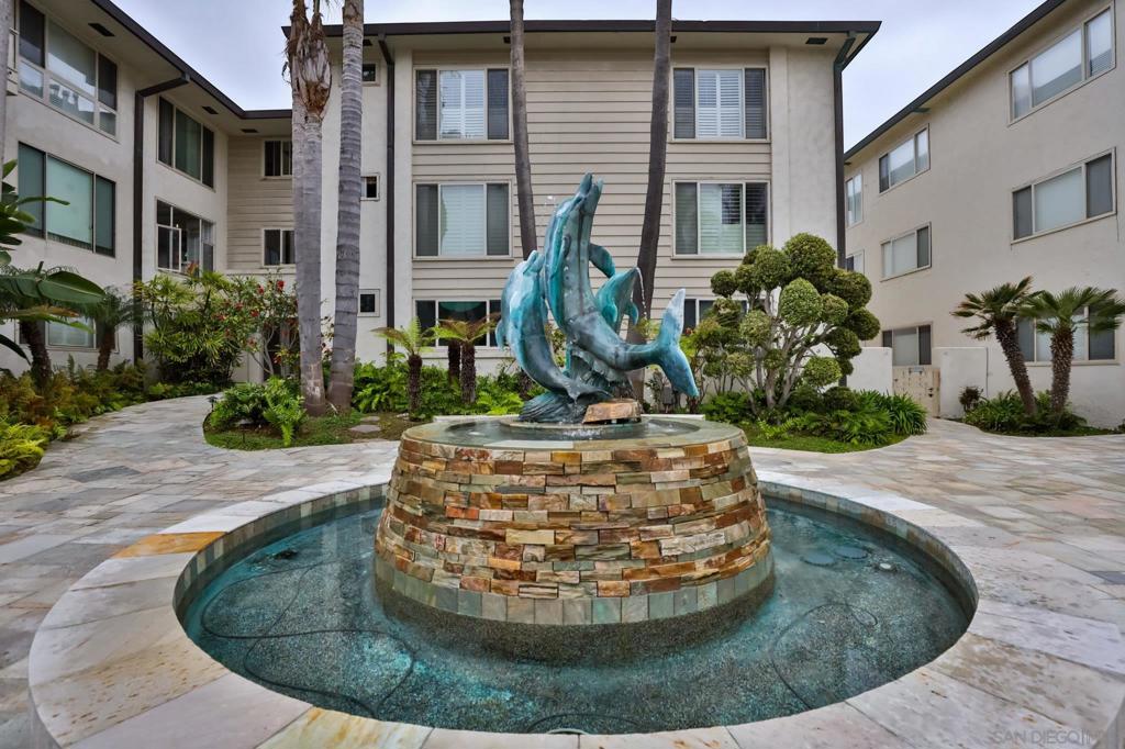 PRICE IMPROVEMENT LISTED AT $599,000. This is your chance to own Beach Front San Diego Real Estate! This cozy beach studio condo located in La Jolla! Enjoy the unparalleled private beach access and experience the daily breathtaking sunrise and sunset right in your backyard. The complex shares a private ocean front patio over looking the Pacific Ocean. Walk to the museum, novelty shopping, extraordinary dining, tide pools and explore the coves. Own this and live the simple life or make this your smartest investment for a dreamy vacation rental! No need to purchase a thing, fully furnished, brand new appliances, down to forks, plates, knives and spoons. Who wouldn't want to be steps away from the finest beach on the west coast?