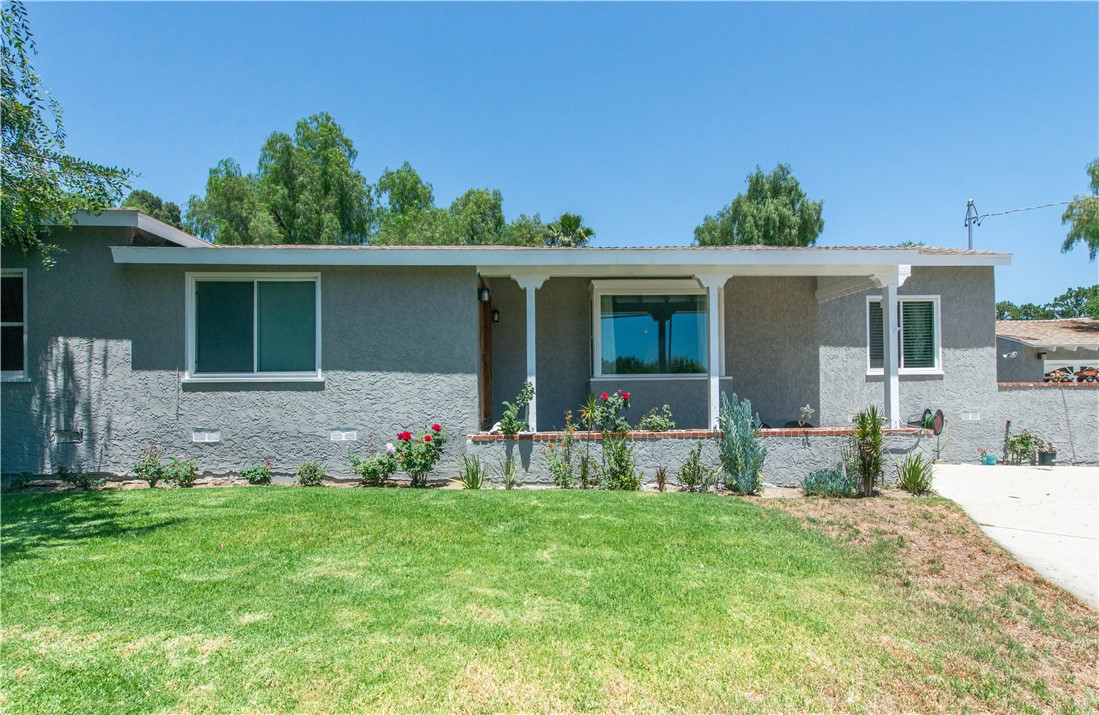 13520 Fenton Avenue