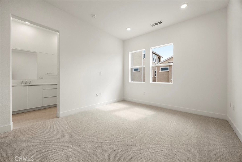 Aluna - Residential Lease