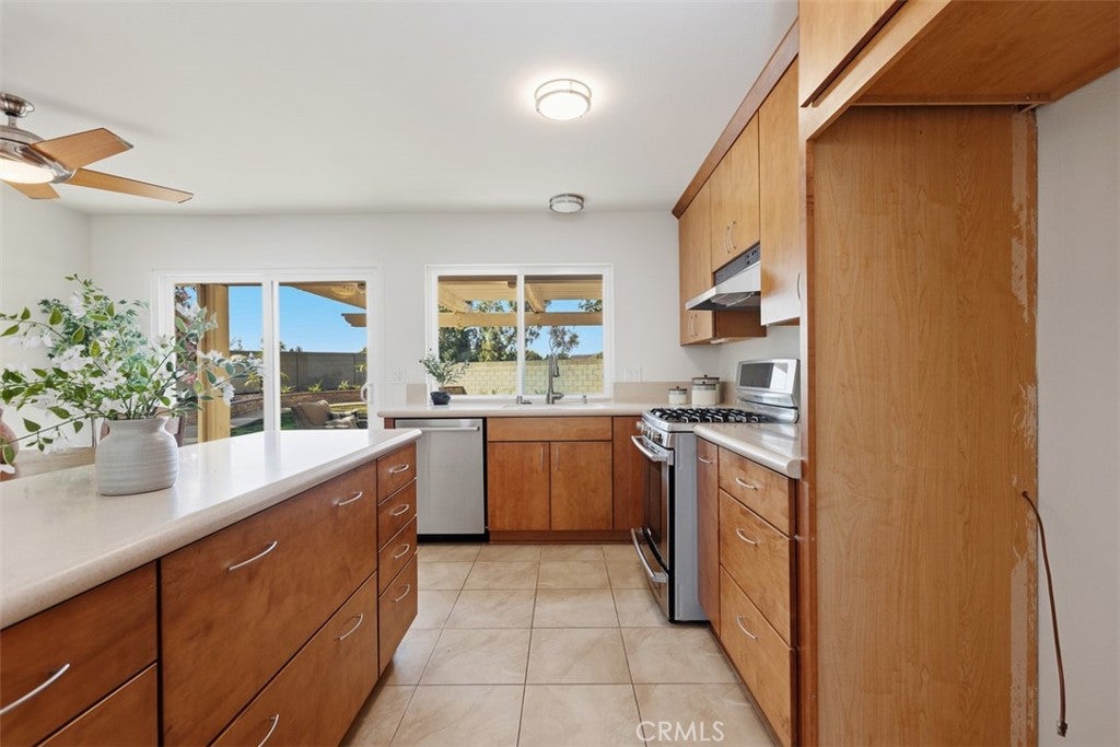4932 Gainsport, Irvine CA 92604 - Photo 14