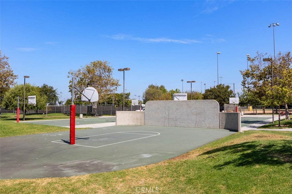 4932 Gainsport, Irvine CA 92604 - Photo 39