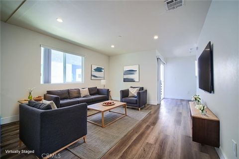 1425 S New Hampshire Avenue Los Angeles CA 90006