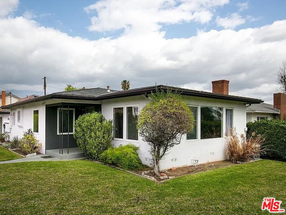 Beautifully updated 2-bedroom, 1.5-bathroom home featuring a modern kitchen with clean stainless steel appliances. The bright and spacious living room offers an electric fireplace and large windows that fill the space with natural light. Enjoy a generous yard surrounded by tall shrubs to provide privacy from the street, and a garage equipped with a washer, dryer, and Tesla charger. The entire home has been recently refreshed with chic finishes, stylish fixtures, new flooring, and elegant drapery-ready for comfortable and contemporary living. Home is only 5 minutes from Trader Joe's, H-Mart and plenty of other shopping on Huntington Dr to the North, and numerous restaurants and eateries to the south on Las Tunas. Only 10 minutes to Alhambra Main St and central to the 210 and 10 FWYs.