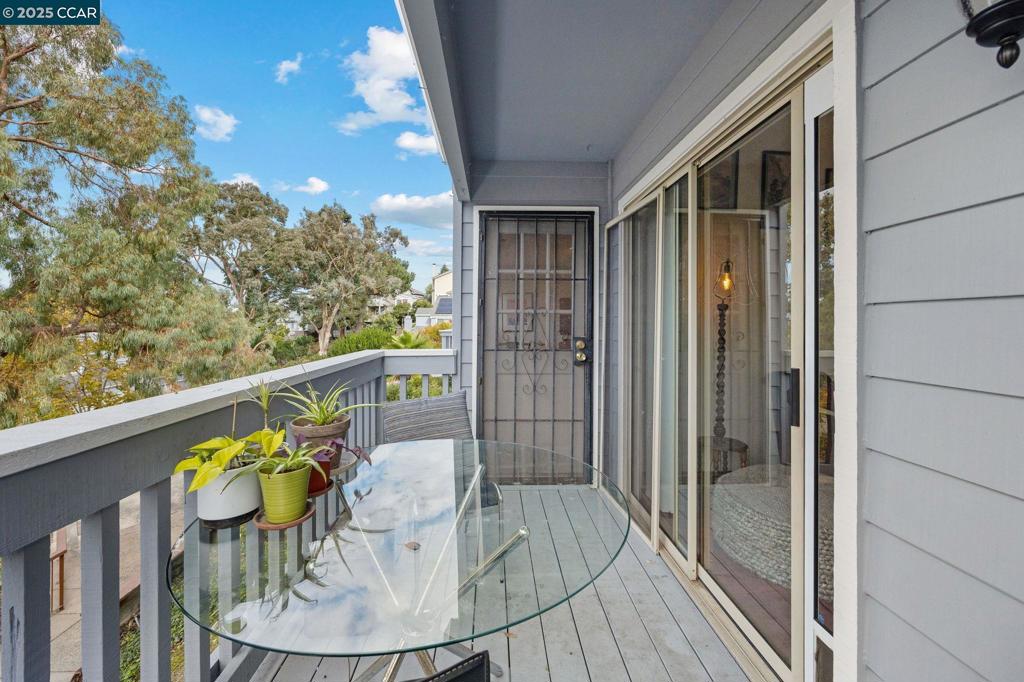 PRIMROSE TERRACE - Residential