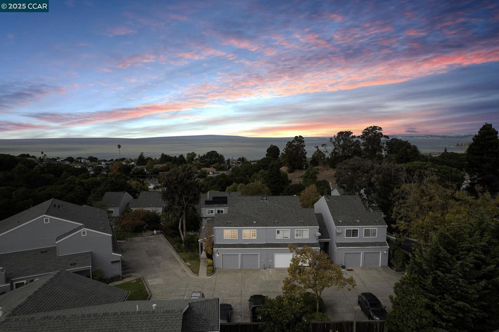 PRIMROSE TERRACE - Residential