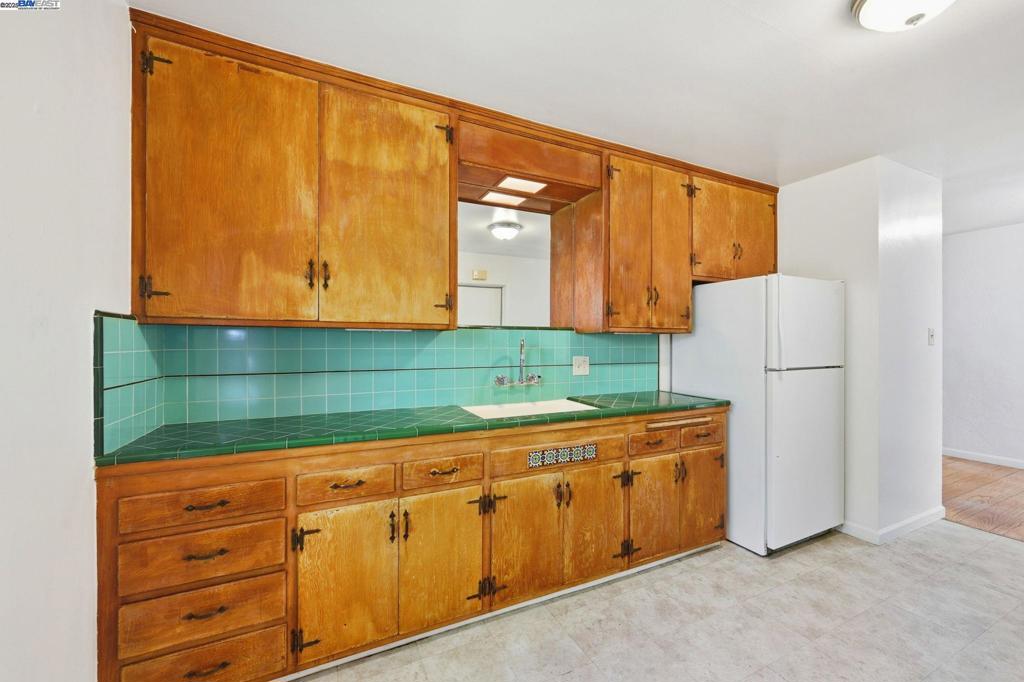 FAIRVIEW - Residential