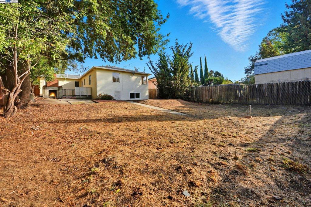 FAIRVIEW - Residential