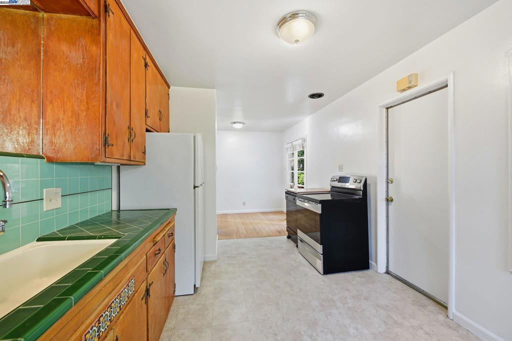 FAIRVIEW - Residential