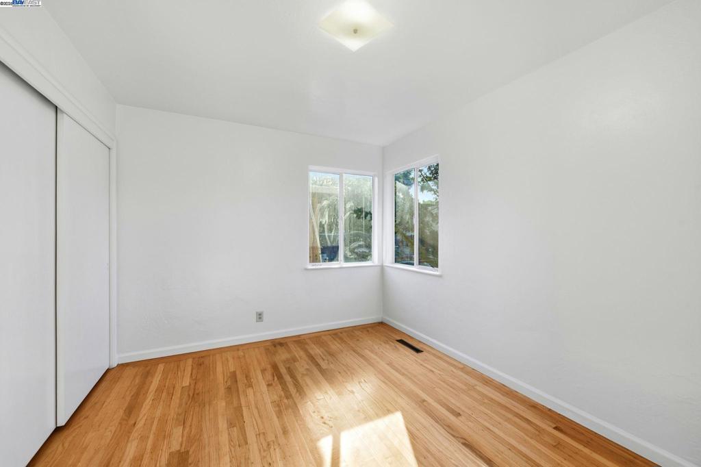FAIRVIEW - Residential