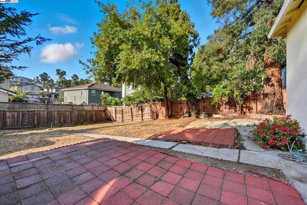 FAIRVIEW - Residential