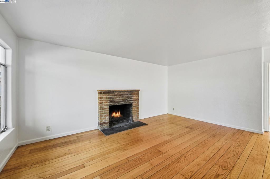 FAIRVIEW - Residential