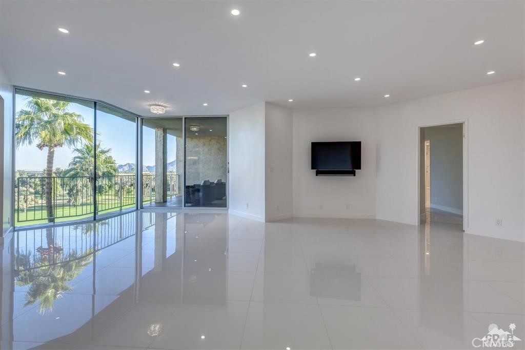 Desert Island (32123) - Residential Lease