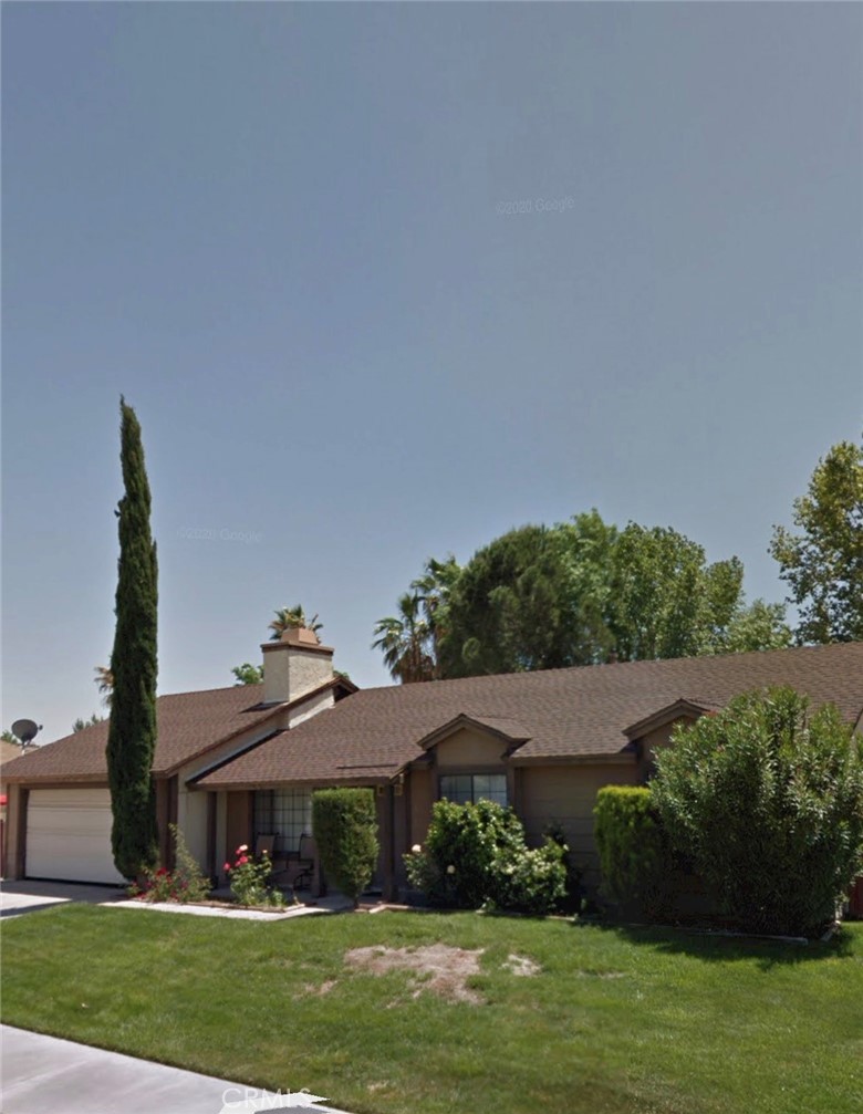 1628 W Avenue K11