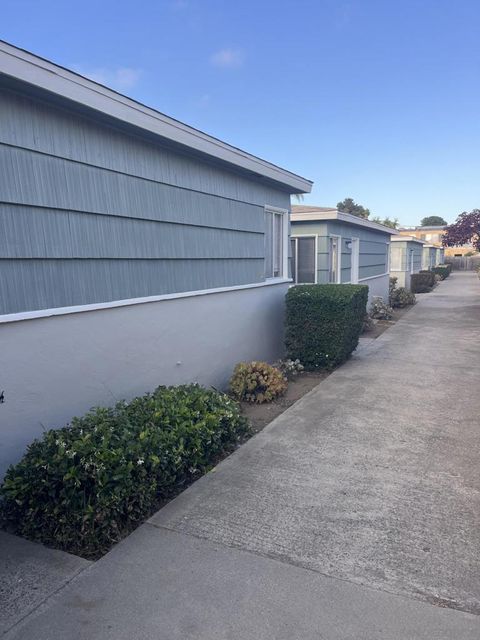 Photo of 4115 Ingraham St St #4115, San Diego, CA 92109 (MLS # 260008105SD)